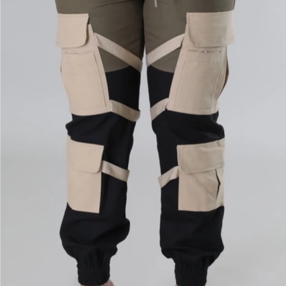 Women Strap Me Up Pants - Picture 4 of 4